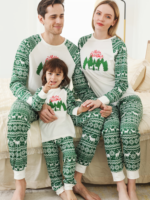 Pyjama de Noël Vert Blanc motifs Rennes Flocons imprimé Sapins pour la famille