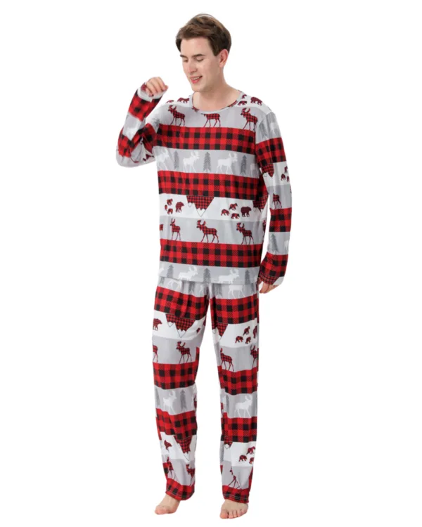 Pyjama de Noël Gris, Rouge, Noir à Carreaux motifs Caribou Ours et Sapins pour la famille