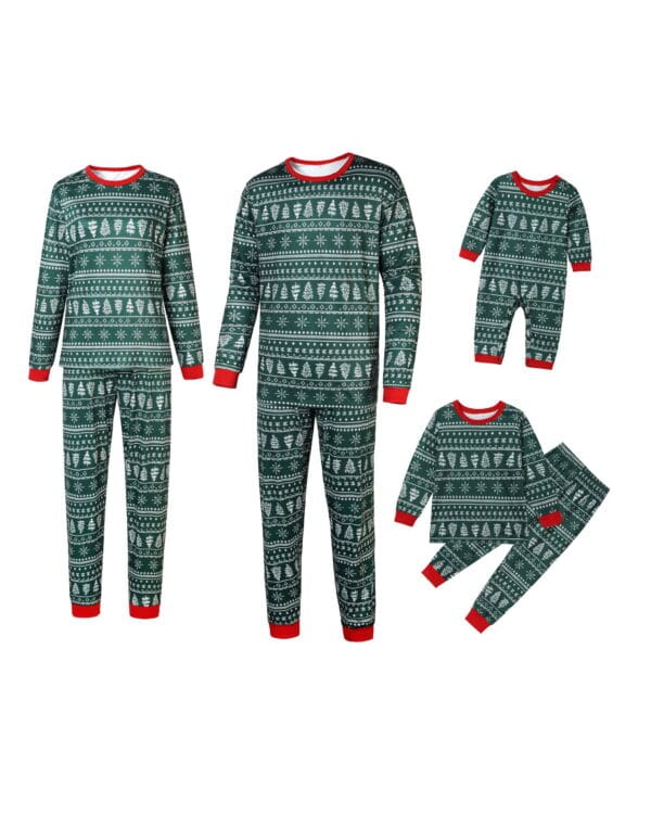 Pyjama de Noël vert moderne aux motifs hivernaux, flocons, sapins